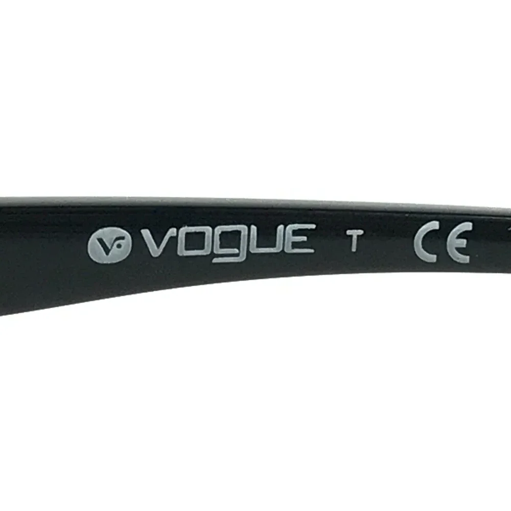 Vogue brand new